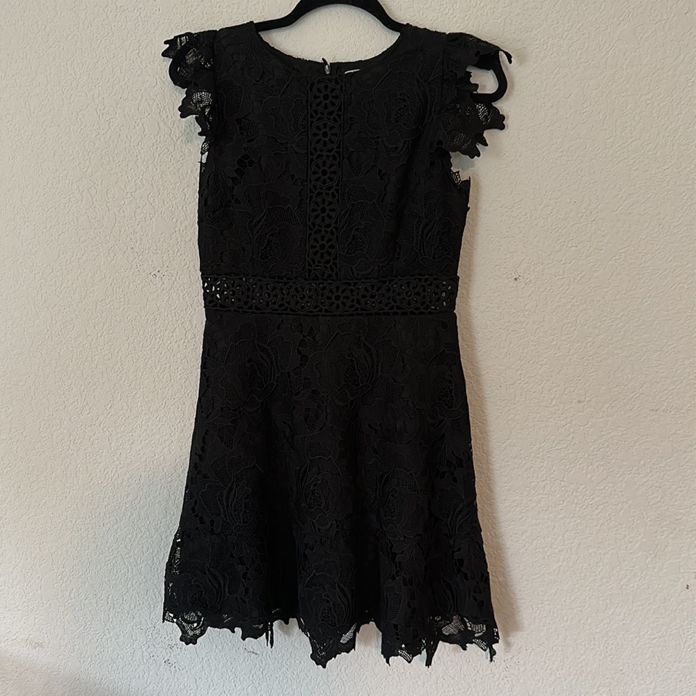 BB Dakota sleeveless dress